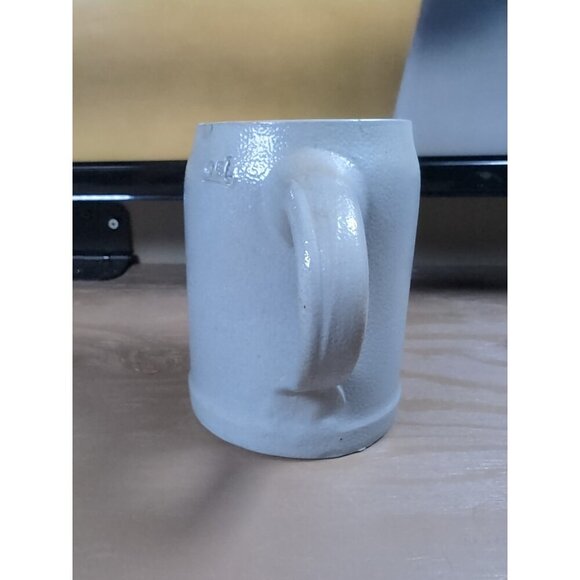 Volkswagen 1/2 0.5 L mug Beer Stein Made In Germany Red Shield Black Wolf Castle - Picture 4 of 10